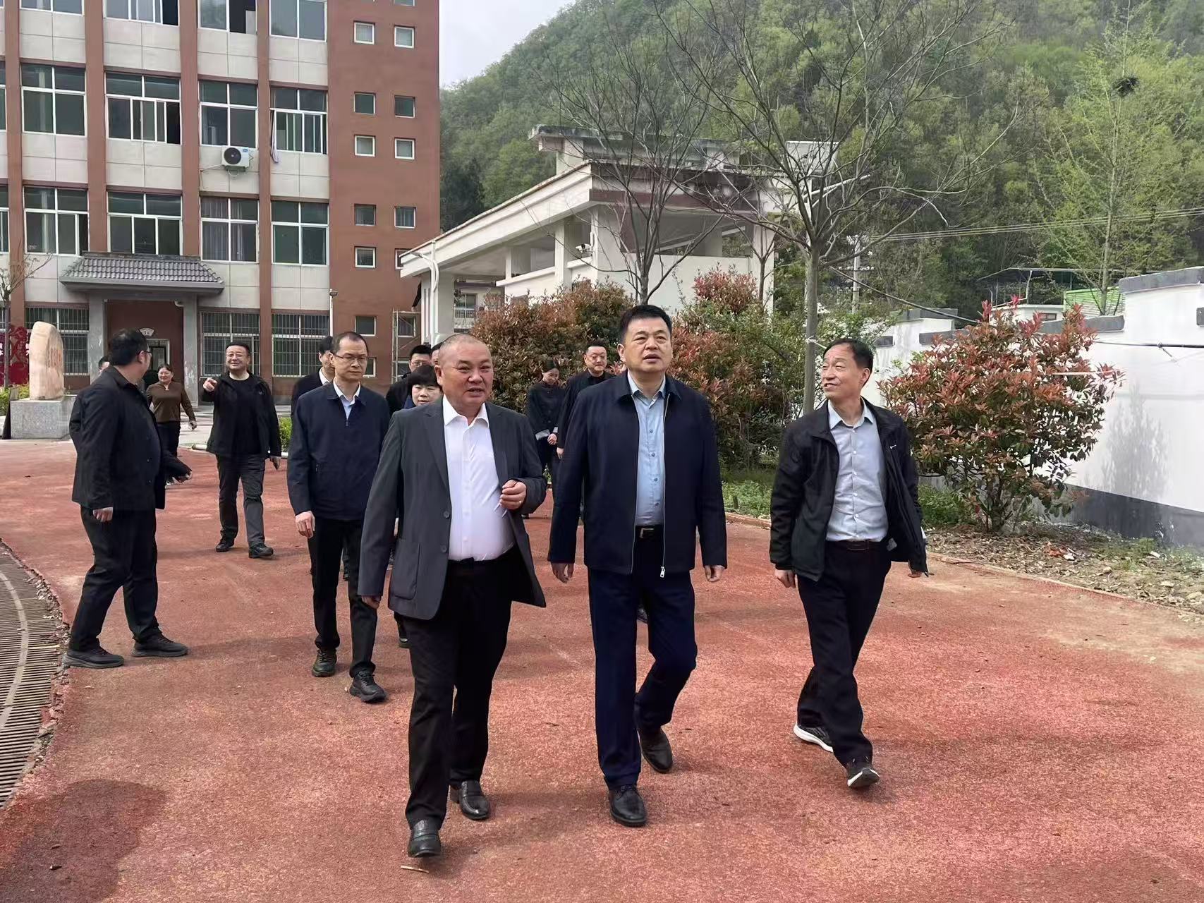 微信图片_20260414120944_499_1912.jpg